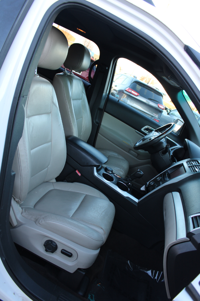 Ford Explorer 4WD 4dr XLT 2013
