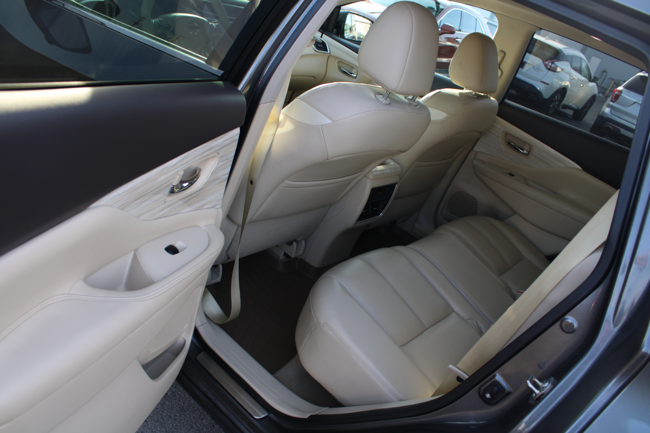 Nissan Murano FWD 4dr Platinum 2015