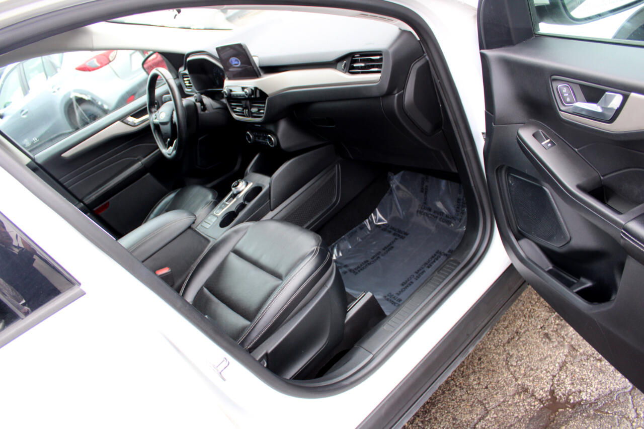 Ford Escape SEL FWD 2021