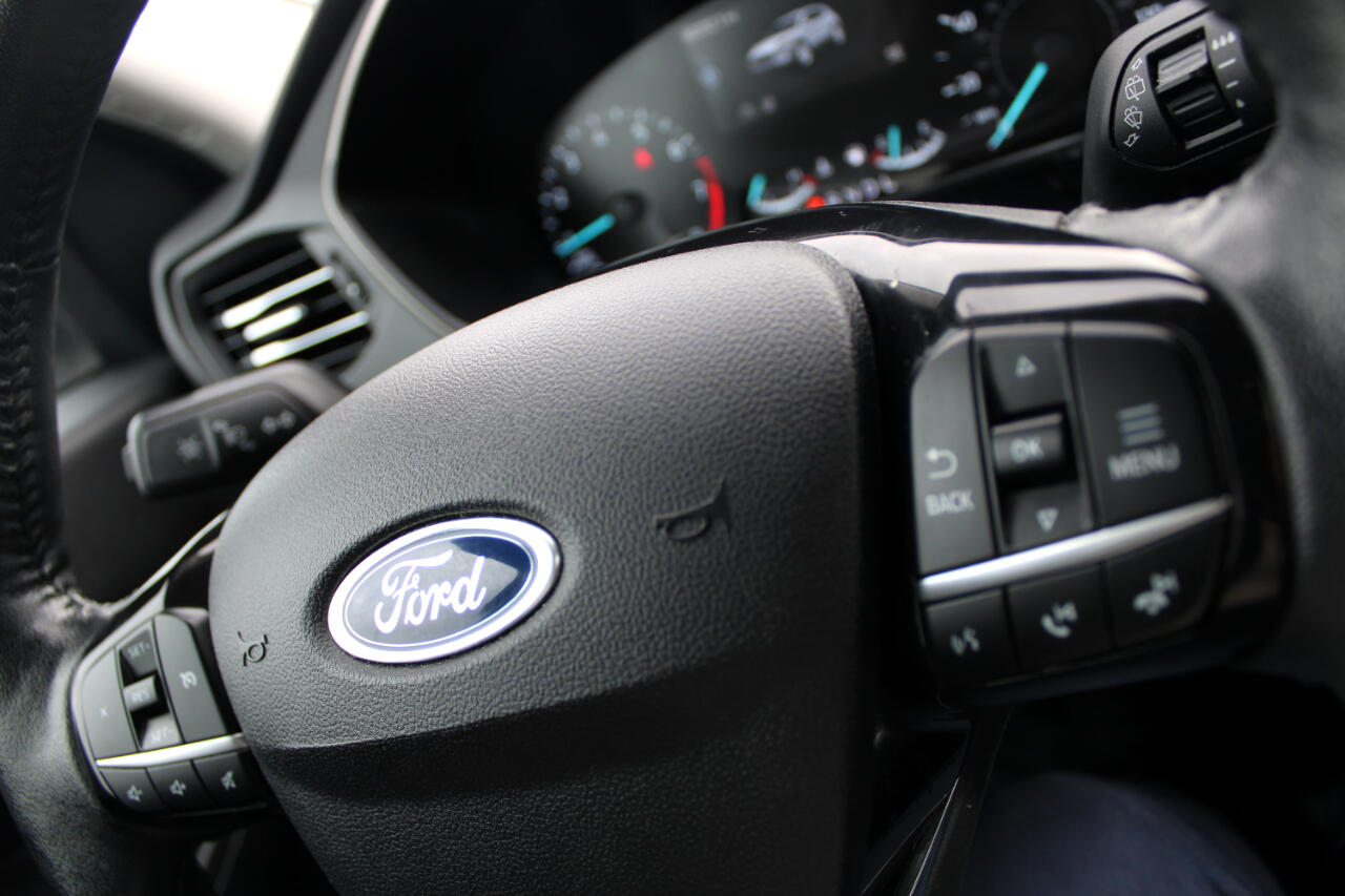 Ford Escape SEL FWD 2021