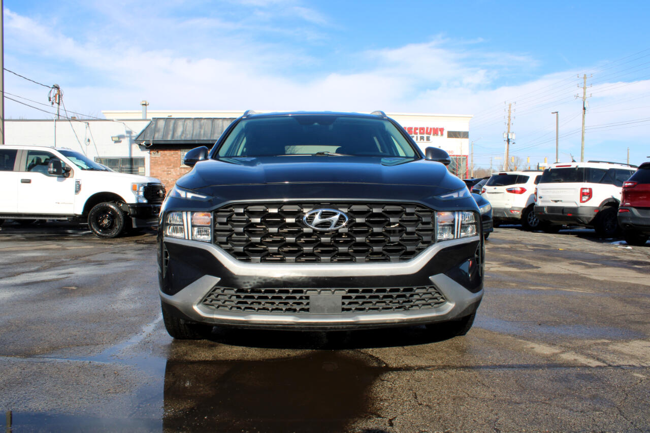Hyundai Santa Fe SEL FWD 2023
