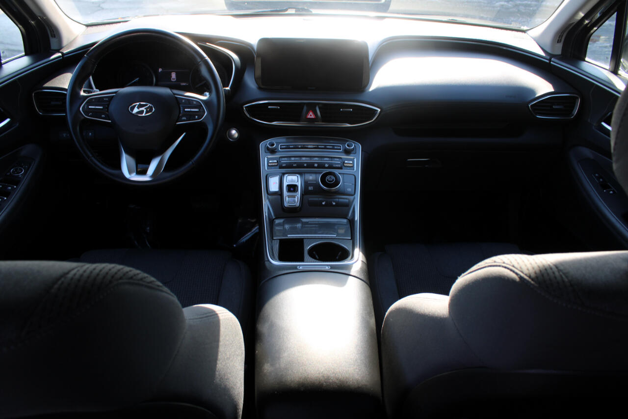 Hyundai Santa Fe SEL FWD 2023