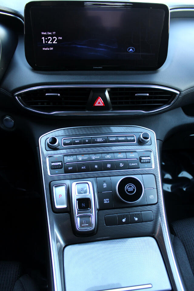 Hyundai Santa Fe SEL FWD 2023