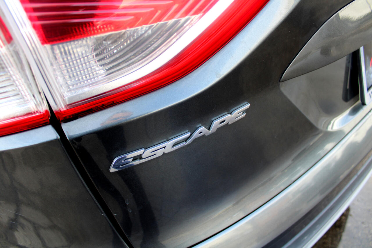 Ford Escape 4WD 4dr SE 2016