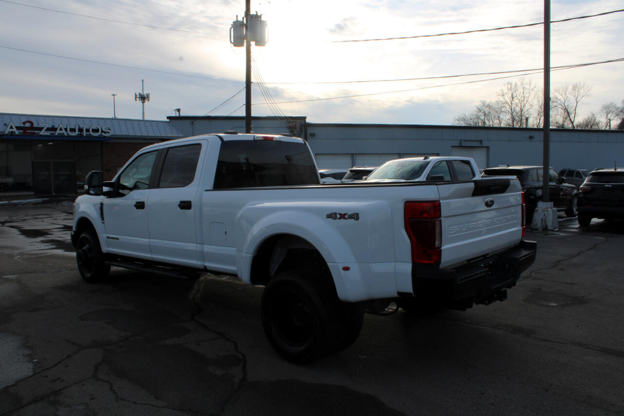 Ford Super Duty F-350 DRW XL 4WD Crew Cab 8' Box 2022