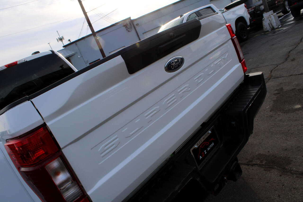 Ford Super Duty F-350 DRW XL 4WD Crew Cab 8' Box 2022