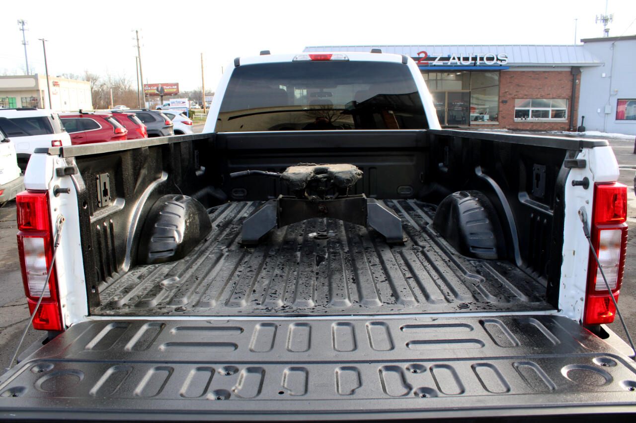 Ford Super Duty F-350 DRW XL 4WD Crew Cab 8' Box 2022