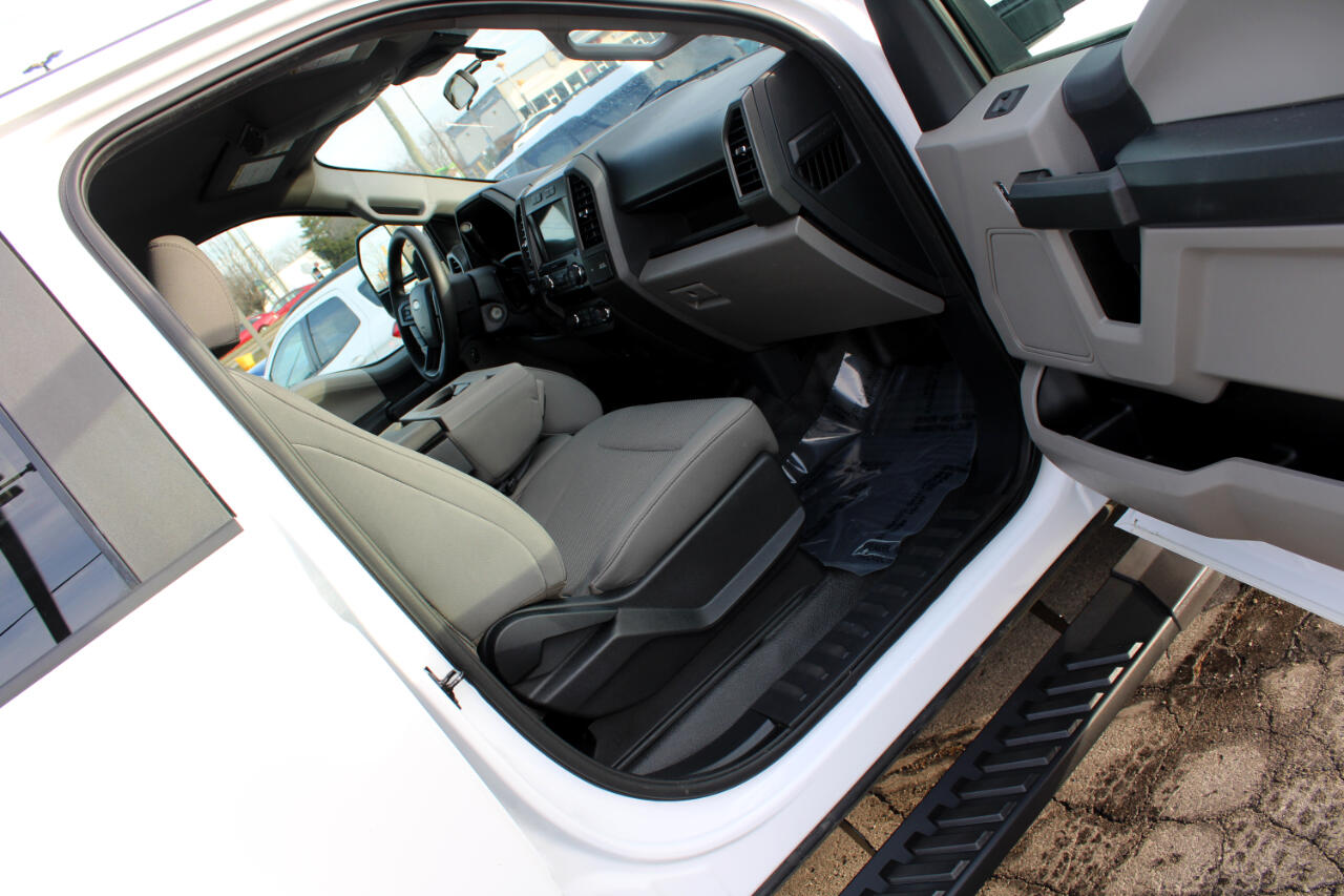 Ford Super Duty F-350 DRW XL 4WD Crew Cab 8' Box 2022