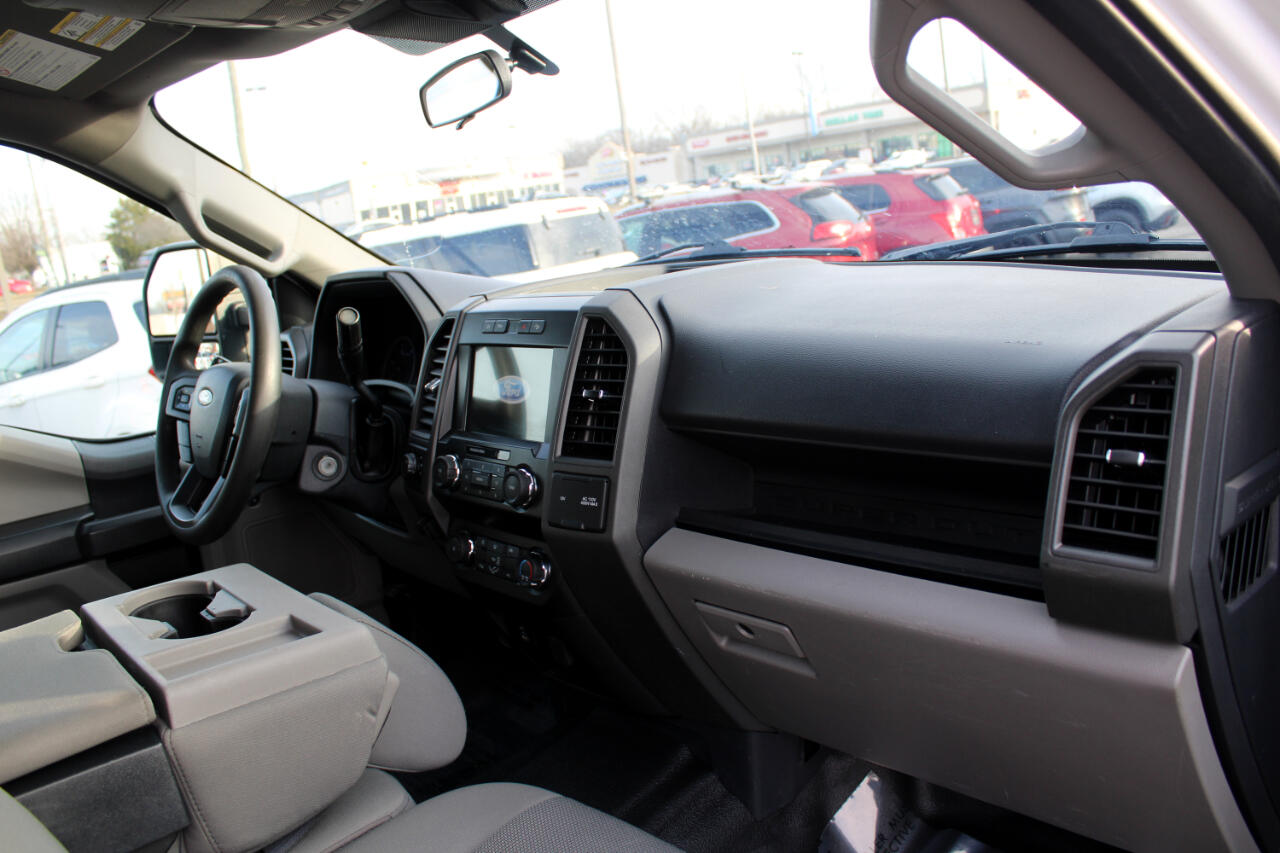 Ford Super Duty F-350 DRW XL 4WD Crew Cab 8' Box 2022