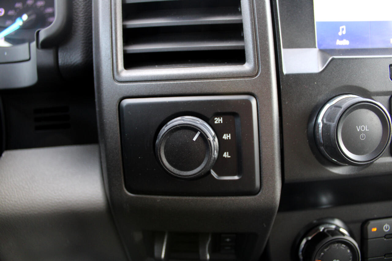 Ford Super Duty F-350 DRW XL 4WD Crew Cab 8' Box 2022