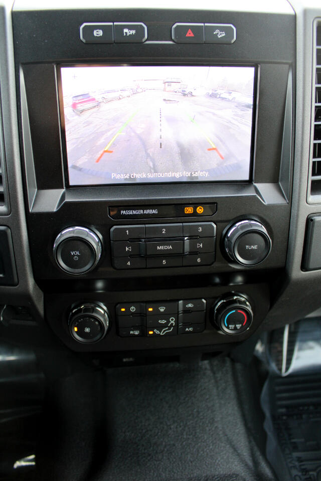 Ford Super Duty F-350 DRW XL 4WD Crew Cab 8' Box 2022