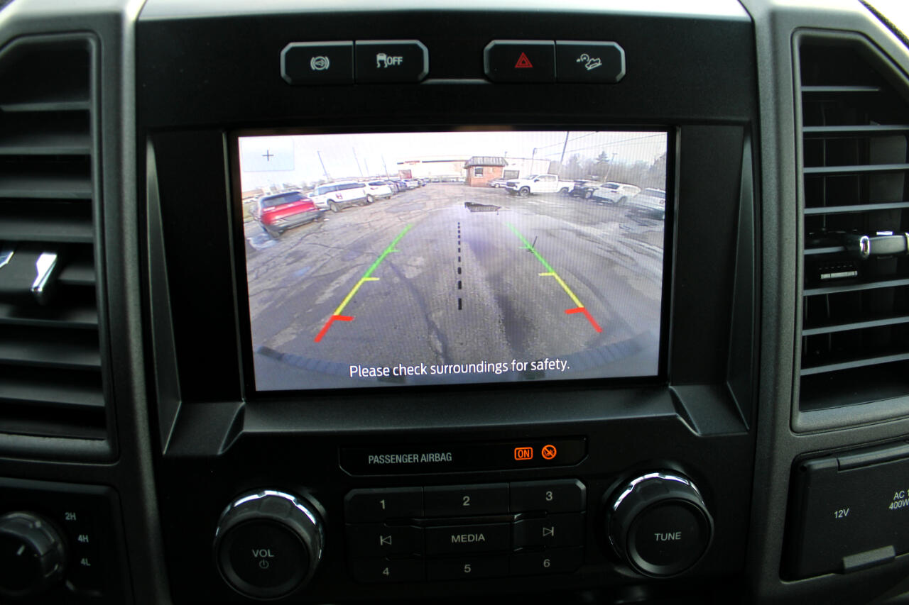 Ford Super Duty F-350 DRW XL 4WD Crew Cab 8' Box 2022