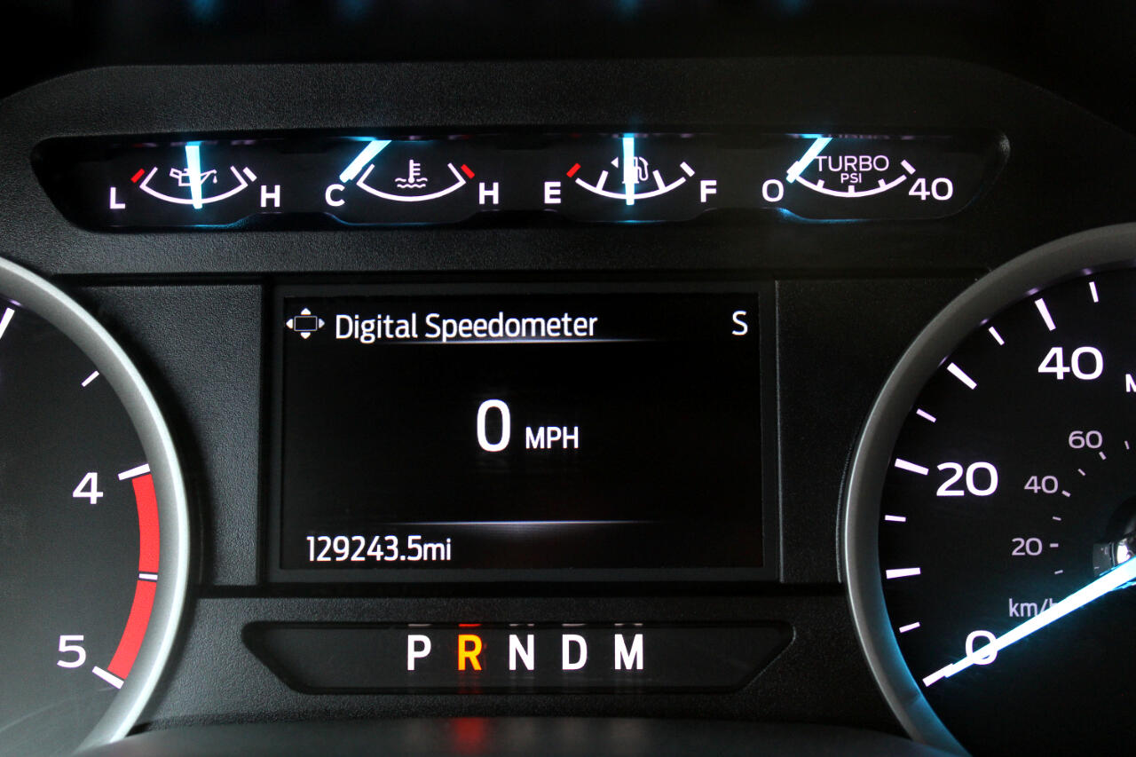 Ford Super Duty F-350 DRW XL 4WD Crew Cab 8' Box 2022