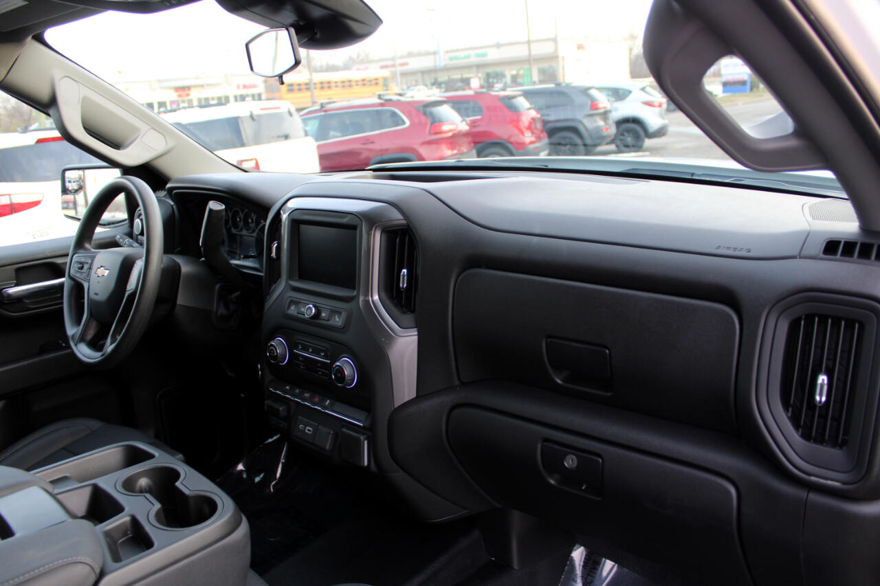 Chevrolet Silverado 1500 4WD Crew Cab 147" Work Truck 2025