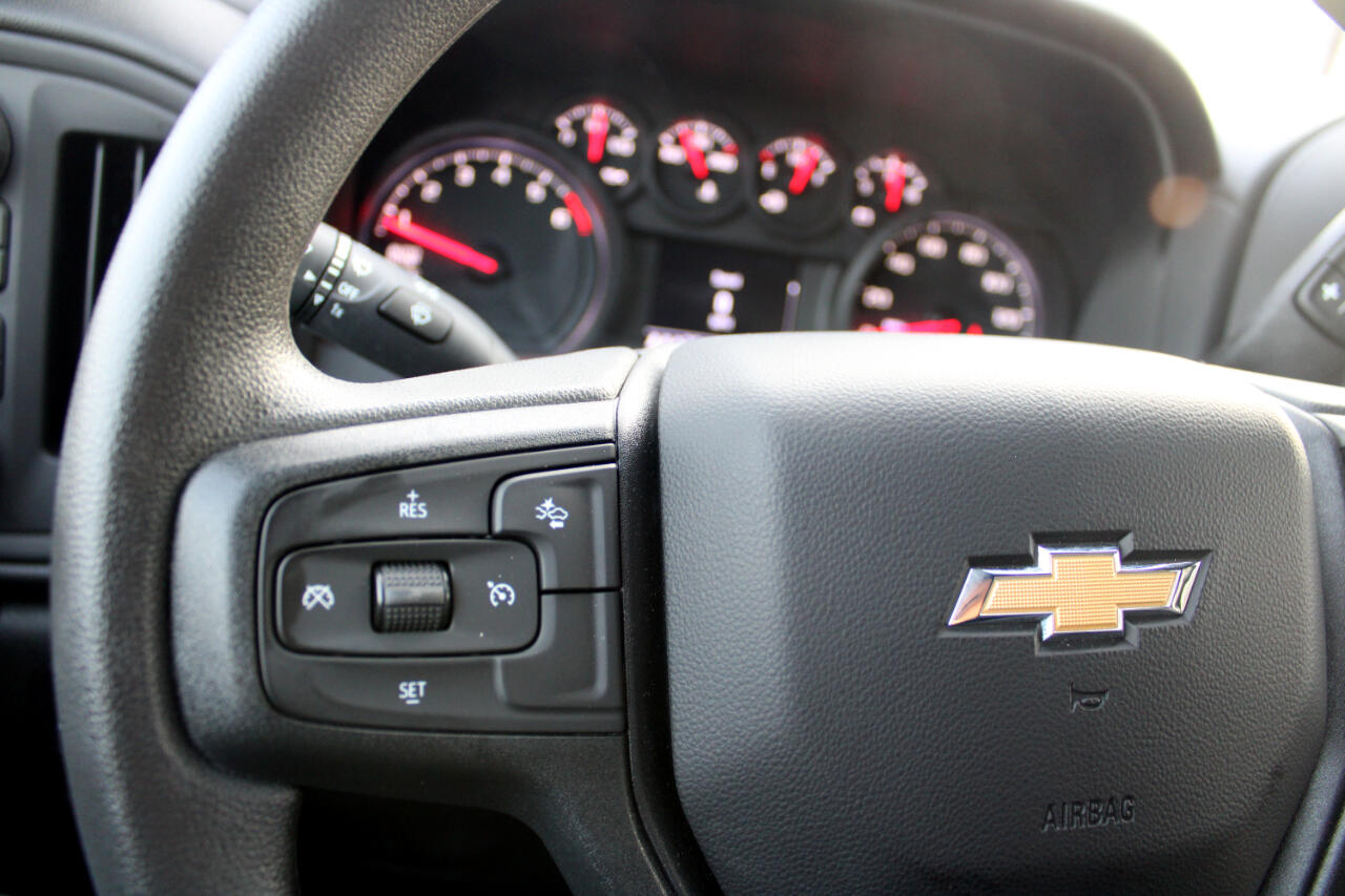 Chevrolet Silverado 1500 4WD Crew Cab 147" Work Truck 2025