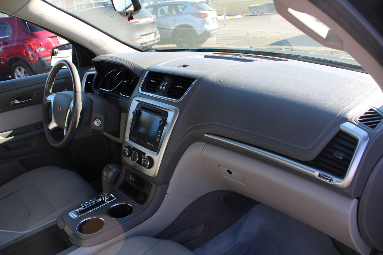 GMC Acadia AWD 4dr SLE1 2014