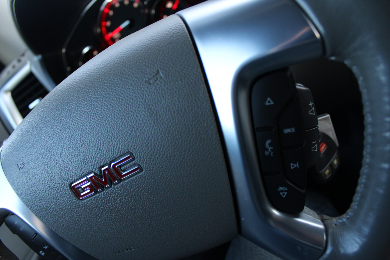 GMC Acadia AWD 4dr SLE1 2014