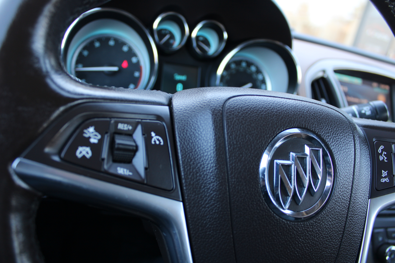 Buick Verano 4dr Sdn Leather Group 2014