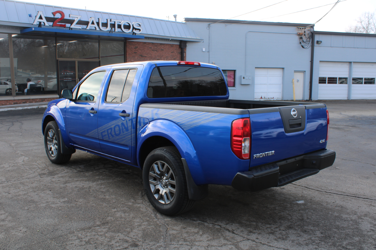 Nissan Frontier 4WD Crew Cab SWB Auto SV 2012