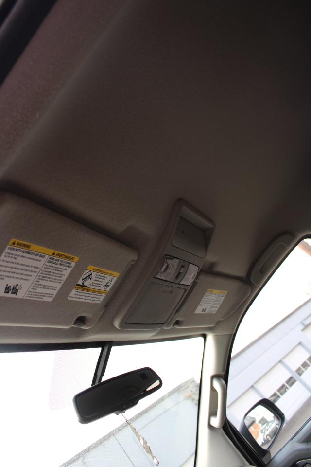 Nissan Frontier 4WD Crew Cab SWB Auto SV 2012