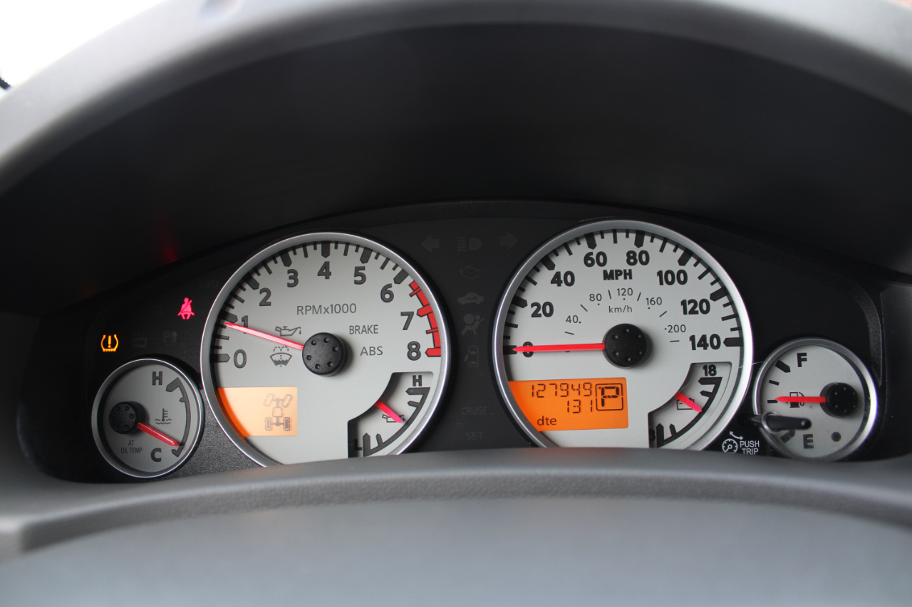 Nissan Frontier 4WD Crew Cab SWB Auto SV 2012