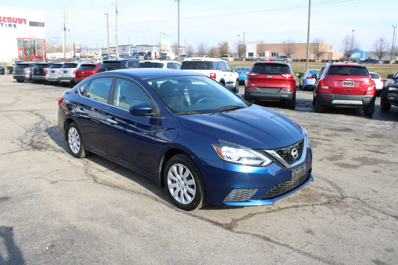 Nissan Sentra 4dr Sdn I4 CVT SV 2016