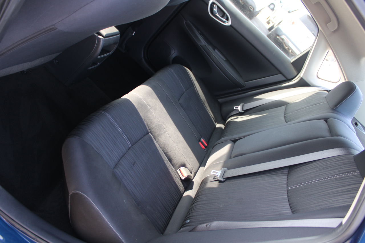 Nissan Sentra 4dr Sdn I4 CVT SV 2016