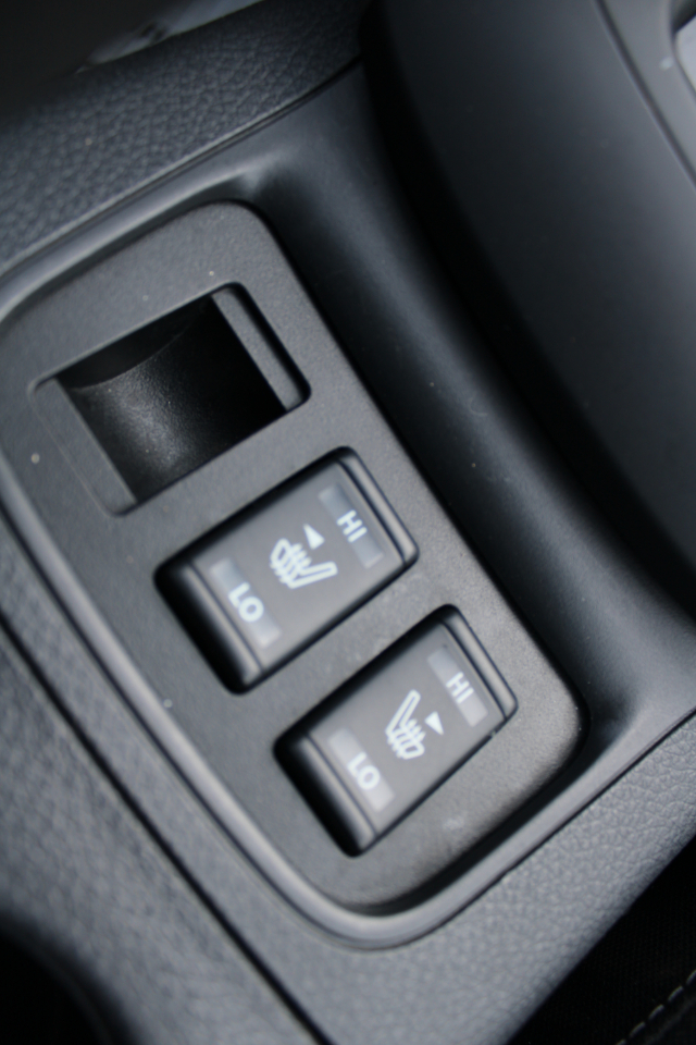 Nissan Sentra 4dr Sdn I4 CVT SV 2016