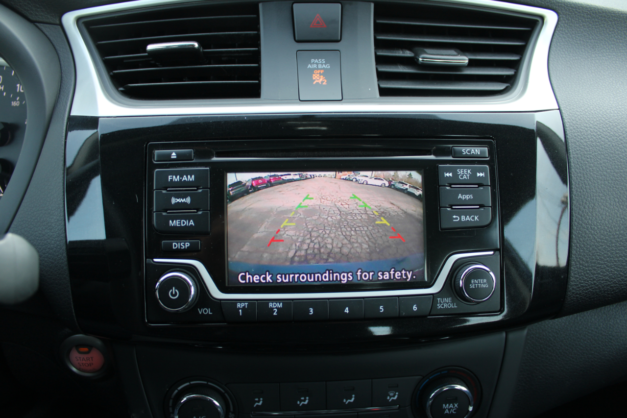 Nissan Sentra 4dr Sdn I4 CVT SV 2016