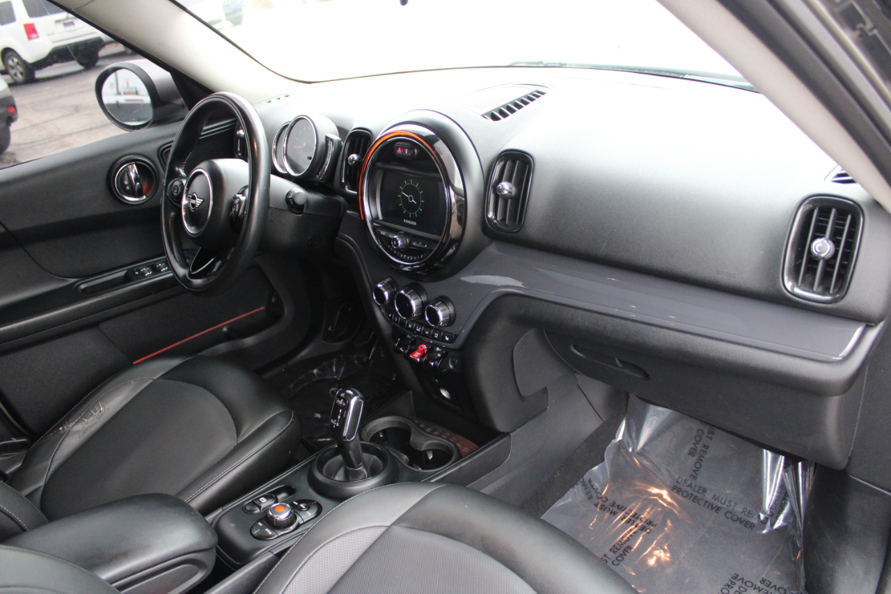 MINI Countryman Cooper FWD 2020