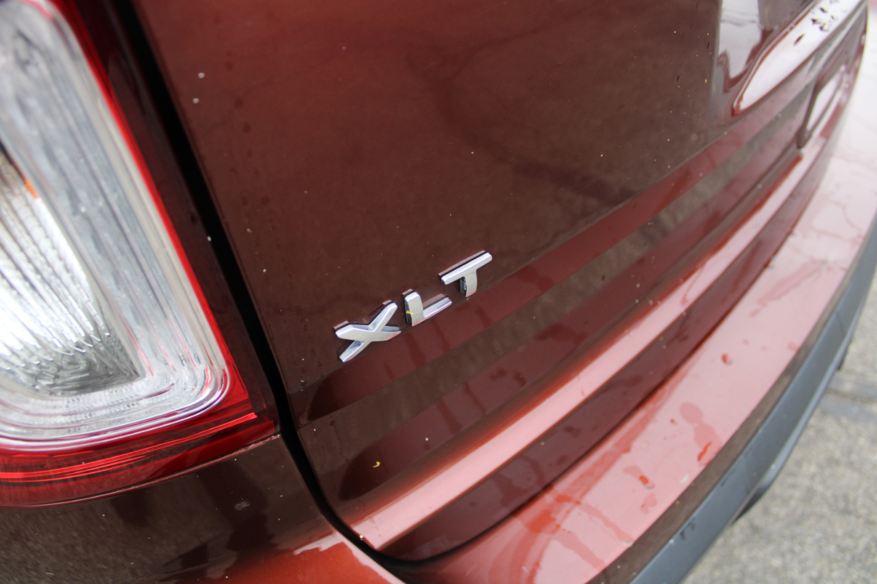 Ford Explorer FWD 4dr XLT 2015