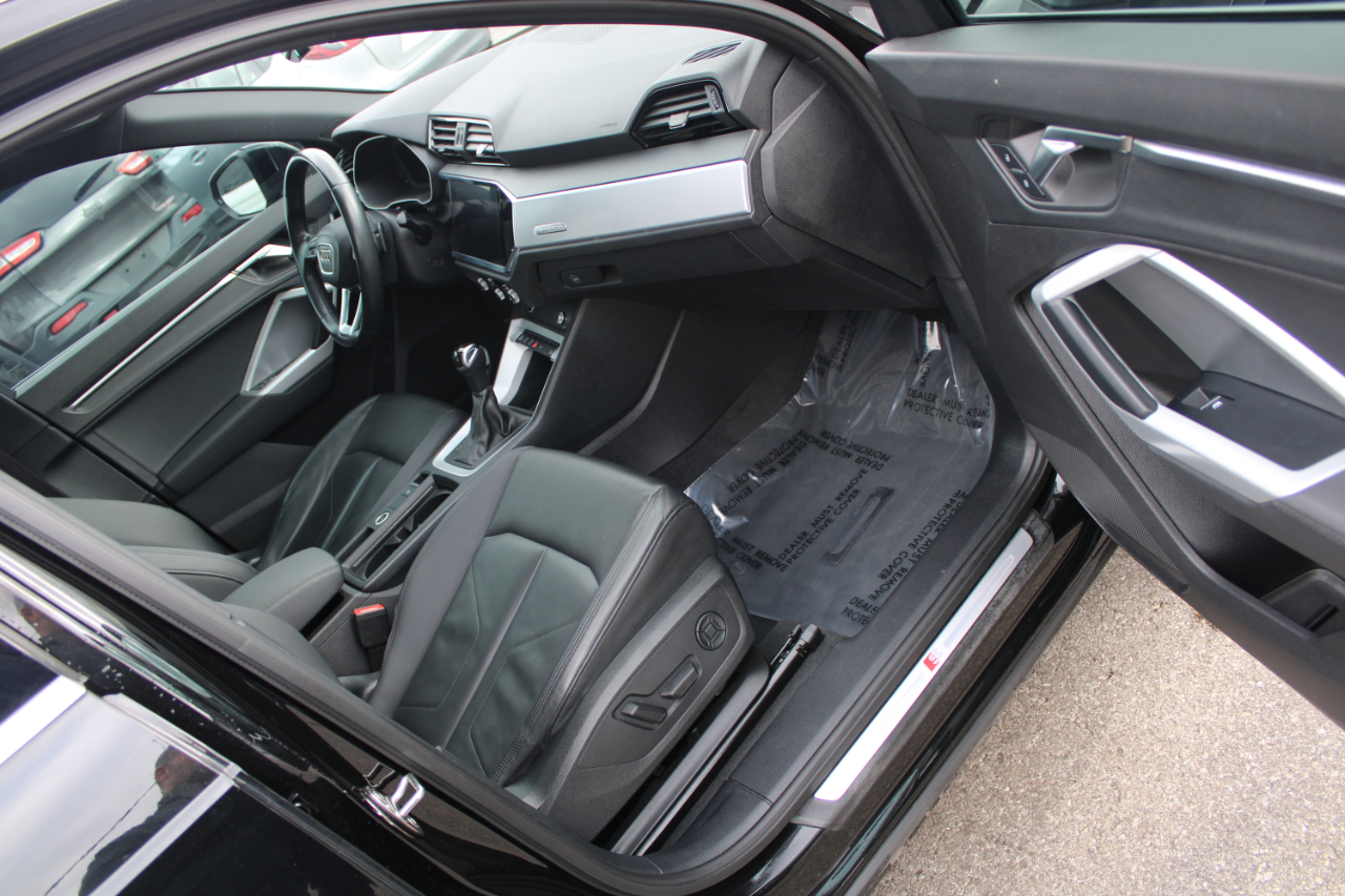 Audi Q3 S line Premium 45 TFSI quattro 2021