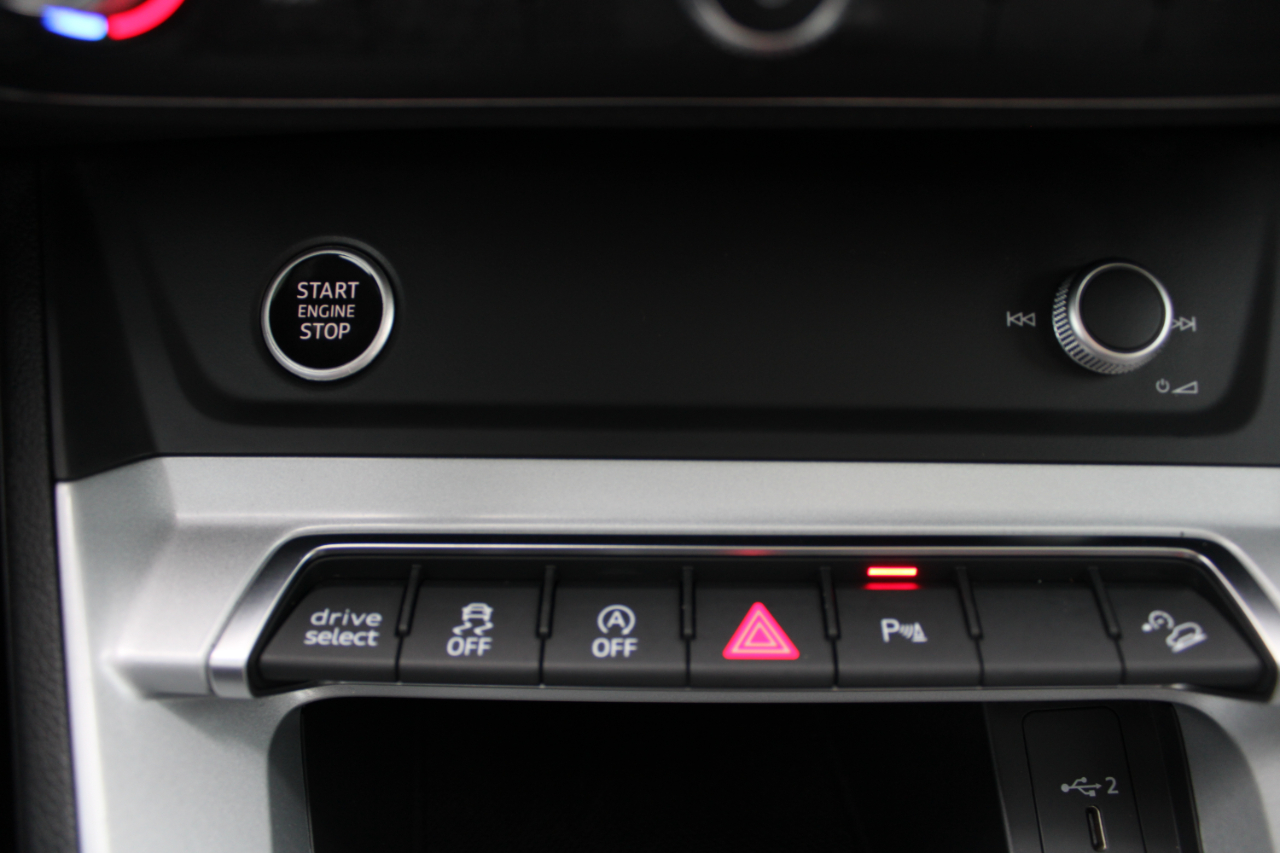 Audi Q3 S line Premium 45 TFSI quattro 2021