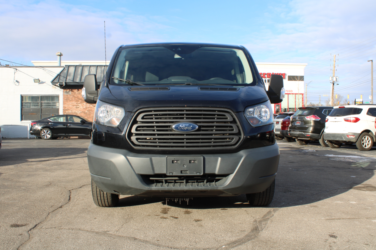 Ford Transit Passenger Wagon T-150 130" Low Roof XLT Swing-Out RH Dr 2018
