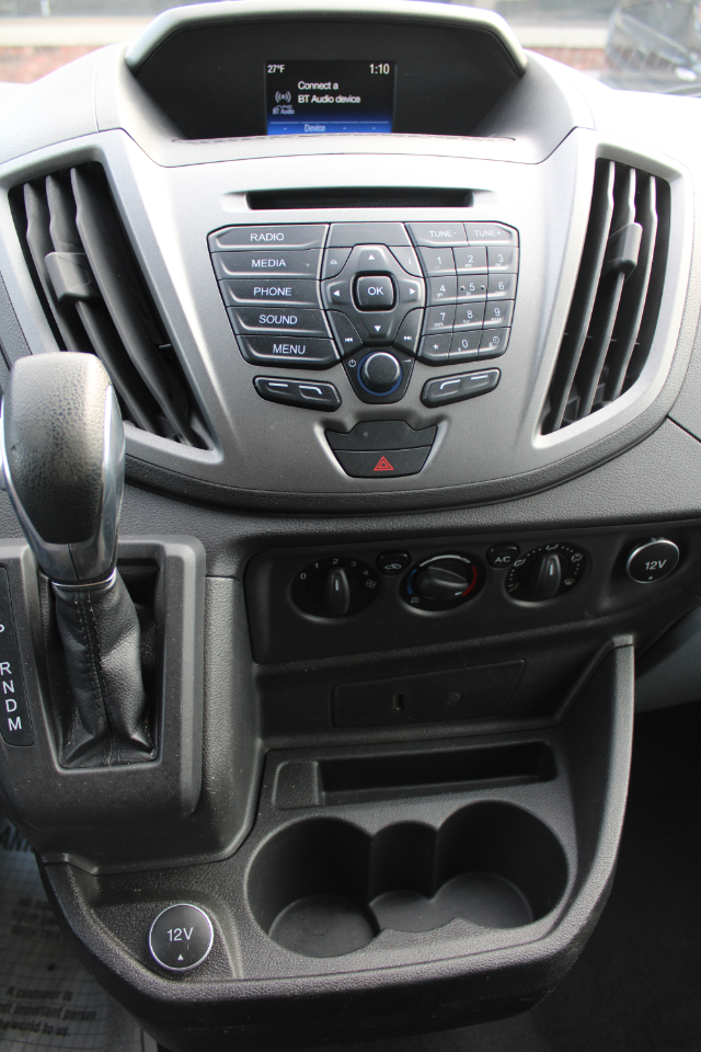 Ford Transit Passenger Wagon T-150 130" Low Roof XLT Swing-Out RH Dr 2018