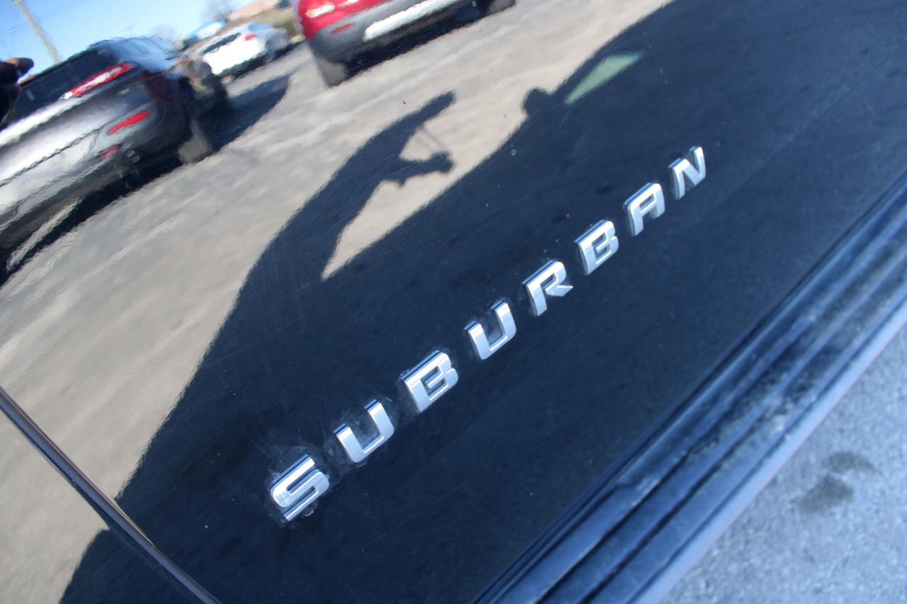 Chevrolet Suburban 4WD 4dr 1500 LT 2019