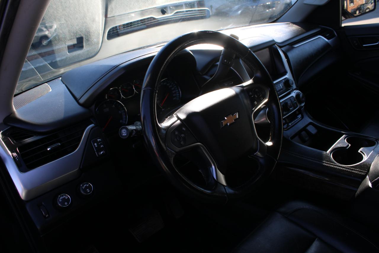 Chevrolet Suburban 4WD 4dr 1500 LT 2019