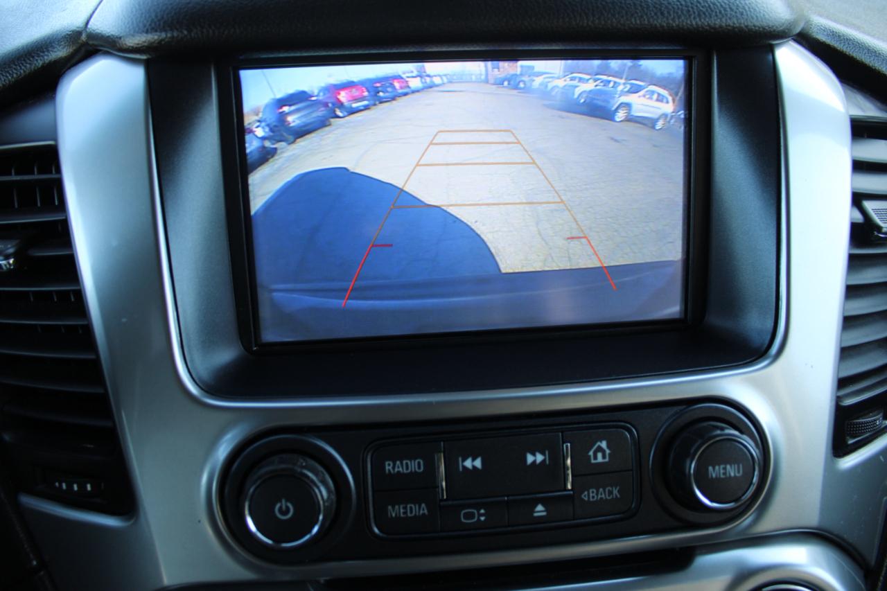 Chevrolet Suburban 4WD 4dr 1500 LT 2019