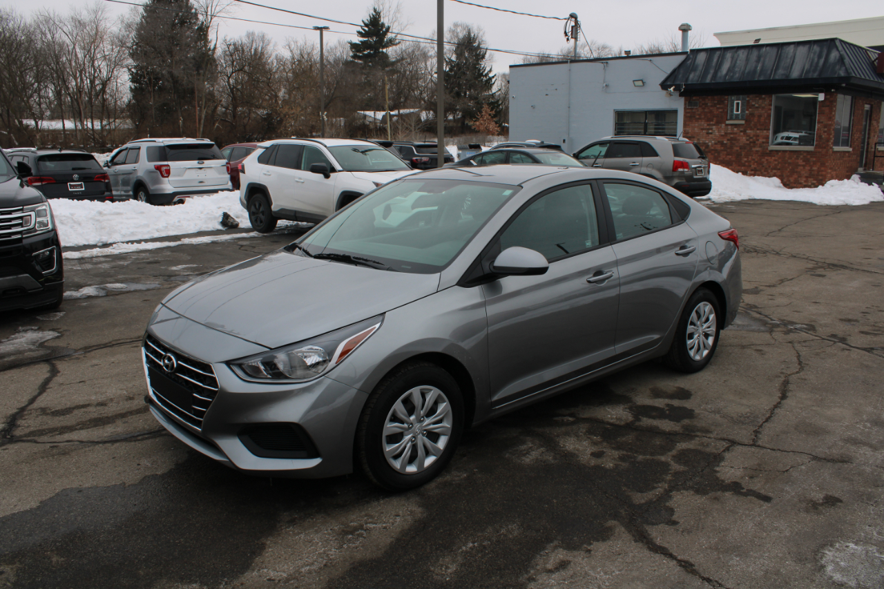 Hyundai Accent SE Sedan IVT 2021