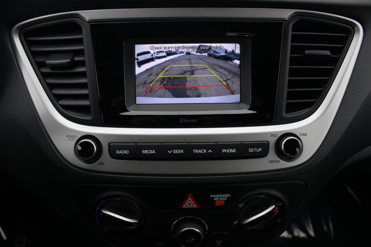 Hyundai Accent SE Sedan IVT 2021