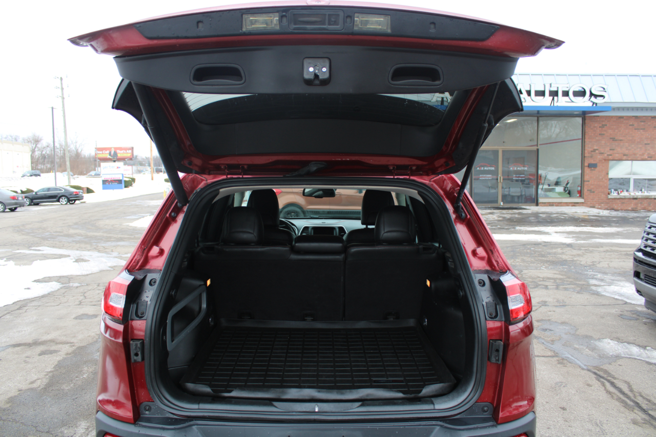 Jeep Cherokee 4WD 4dr Trailhawk 2015