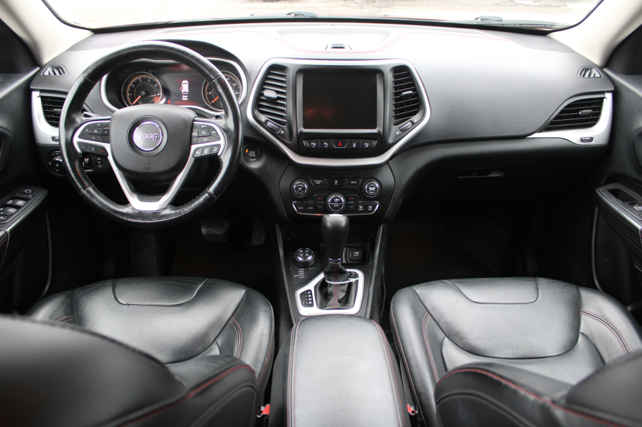 Jeep Cherokee 4WD 4dr Trailhawk 2015