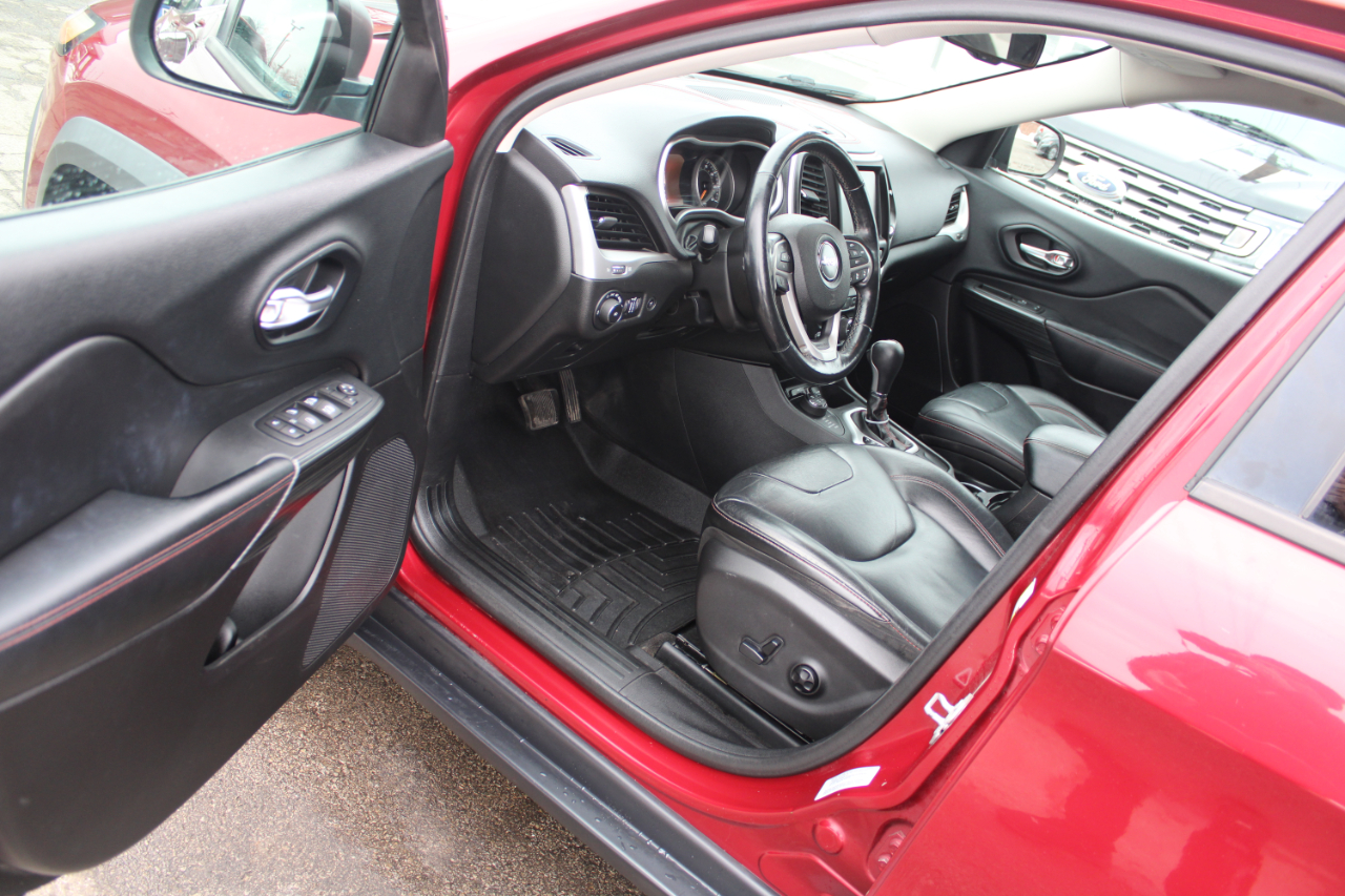 Jeep Cherokee 4WD 4dr Trailhawk 2015