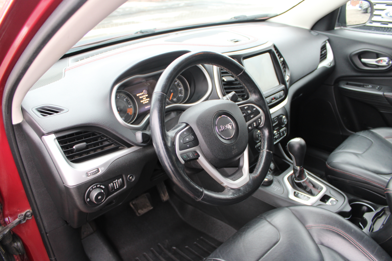 Jeep Cherokee 4WD 4dr Trailhawk 2015