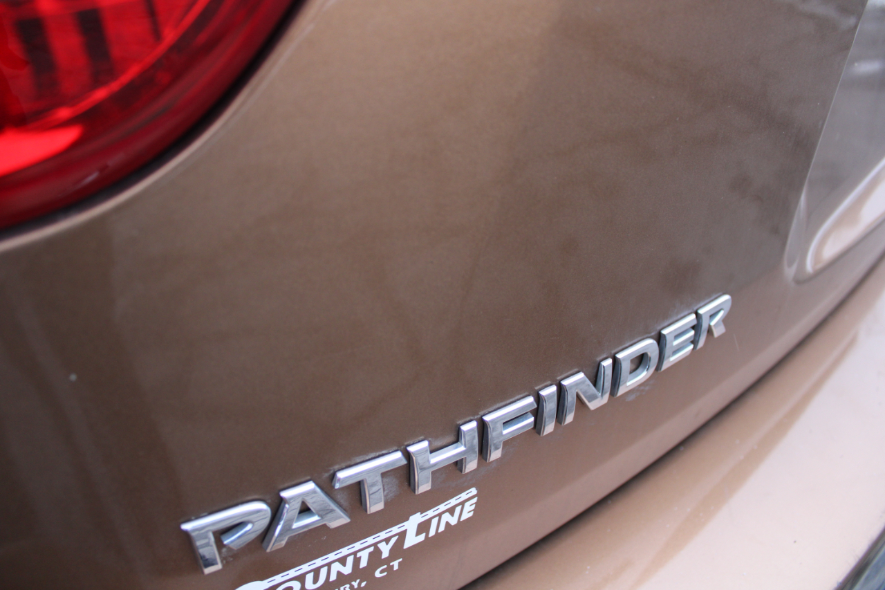 Nissan Pathfinder 4x4 Platinum 2017