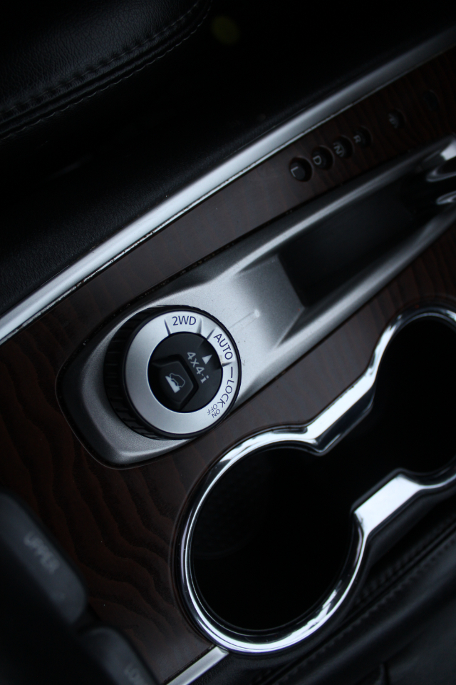 Nissan Pathfinder 4x4 Platinum 2017