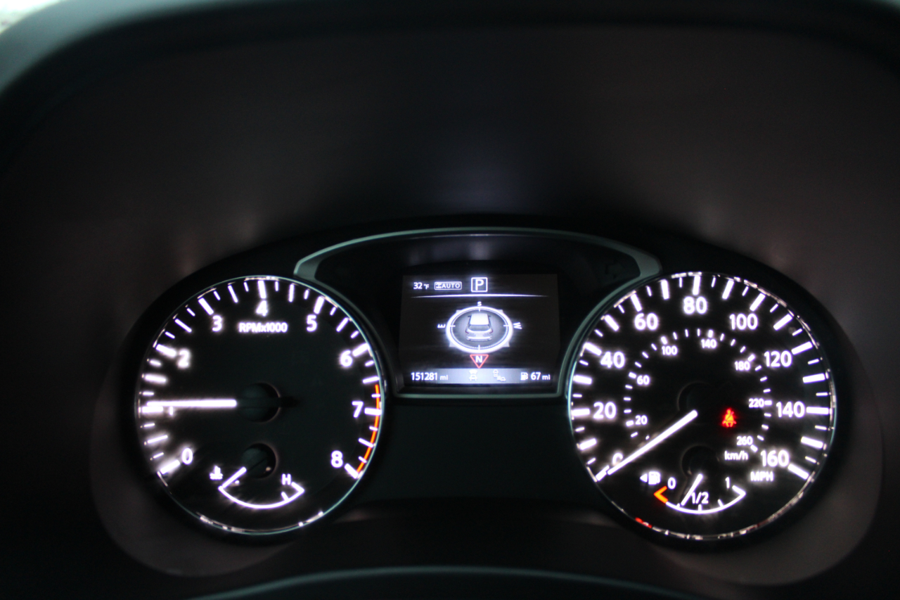 Nissan Pathfinder 4x4 Platinum 2017