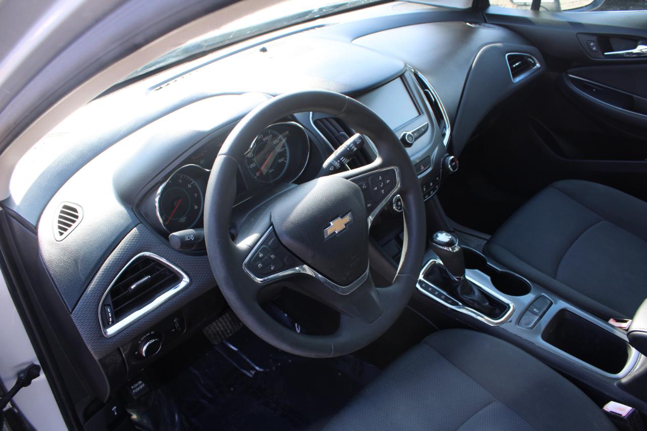 Chevrolet Cruze 4dr HB 1.4L LT w/1SD 2018