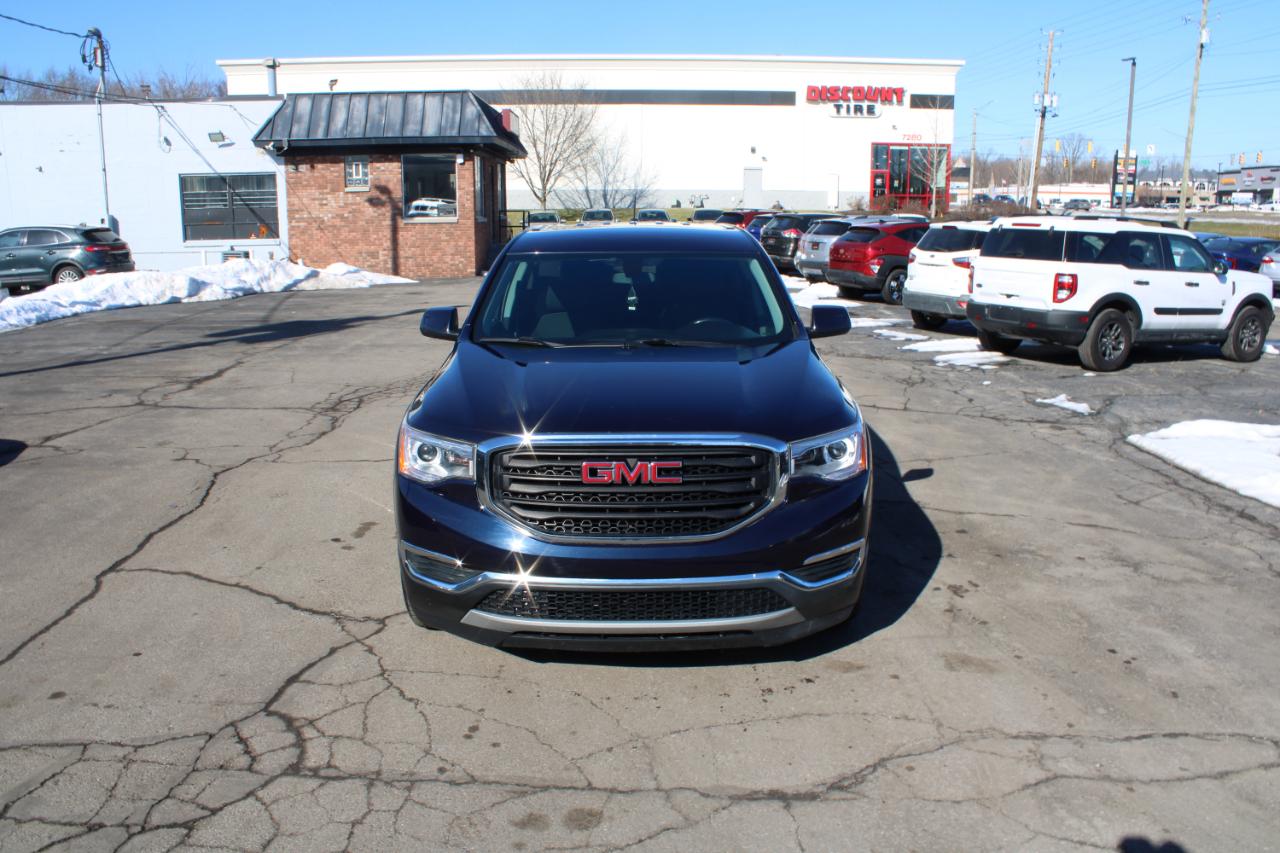 GMC Acadia FWD 4dr SLE w/SLE-1 2017