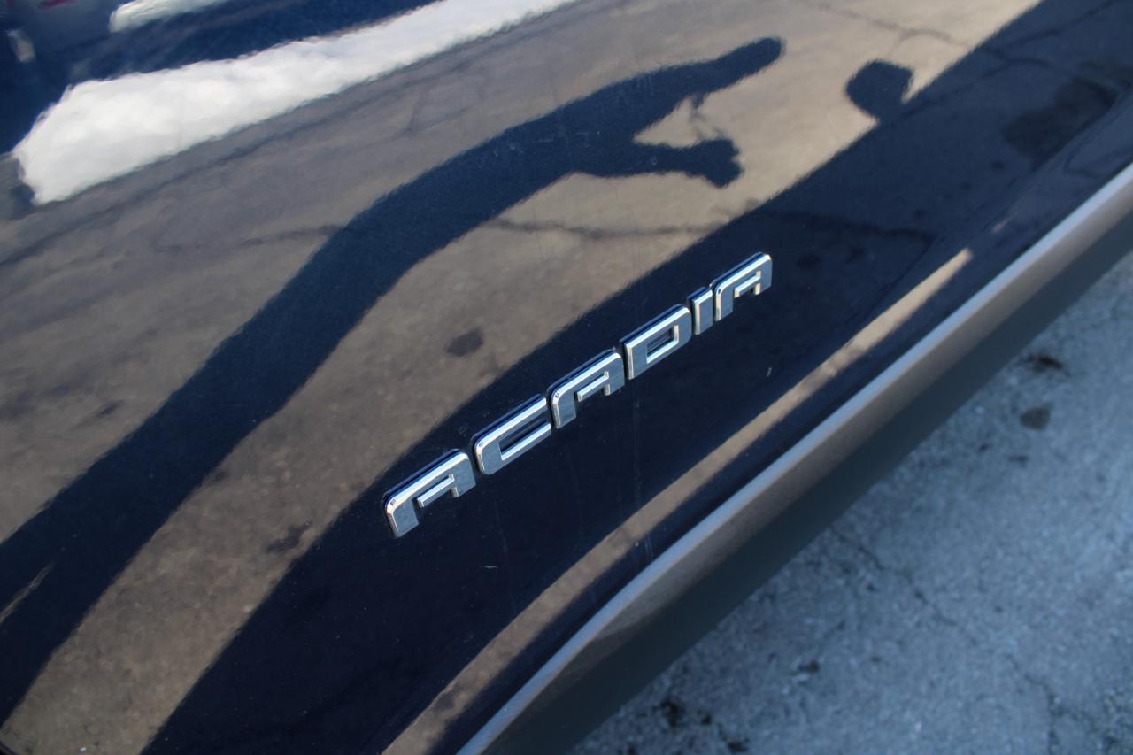 GMC Acadia FWD 4dr SLE w/SLE-1 2017